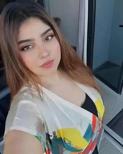 Kuhuboto Escort